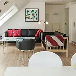 Apartment 2 Bedroom Amazing In *