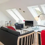 2 Bedroom Amazing In Ronne