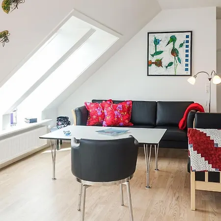 2 Bedroom Amazing In Apartment *
