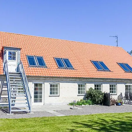 Apartment 2 Bedroom Amazing In Ronne