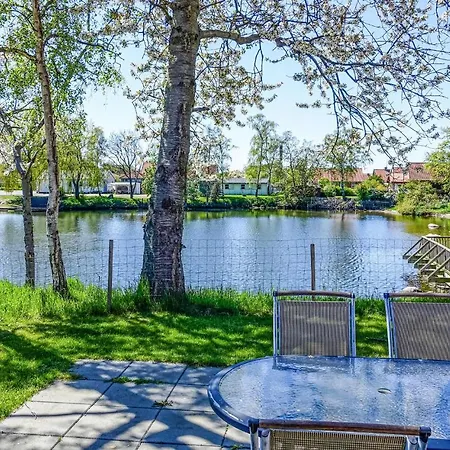 2 Bedroom Amazing In Rønne