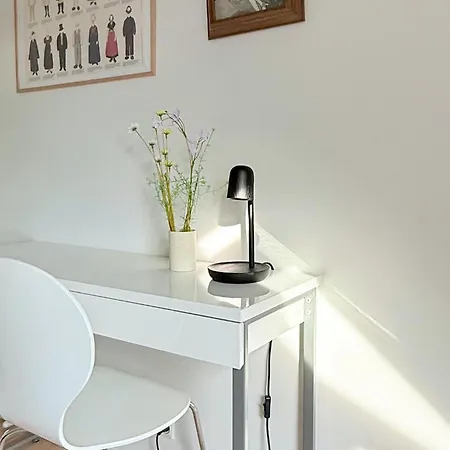 2 Bedroom Amazing In 아파트 론네